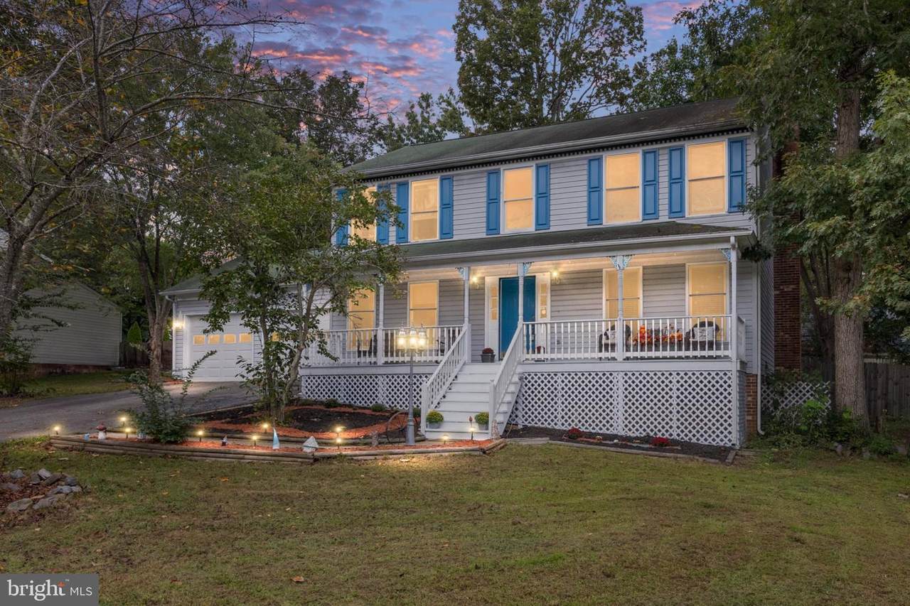 10611 Maple Ridge Drive - Photo 1