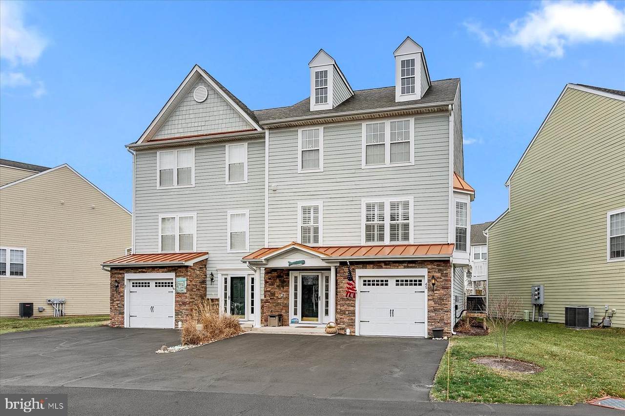 45 Docs Place Extension - Photo 1