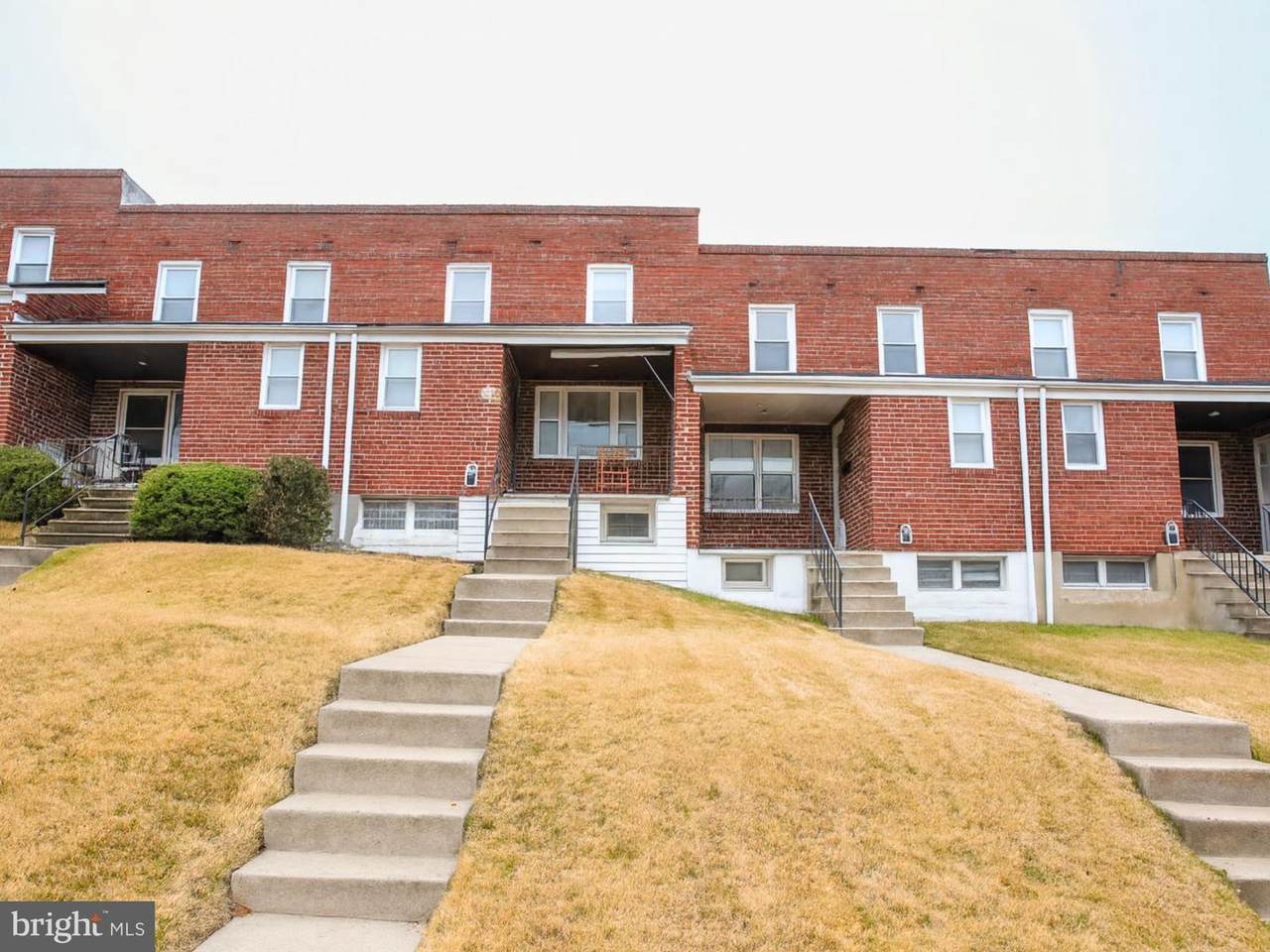 4562 Derby Manor Drive - Photo 1