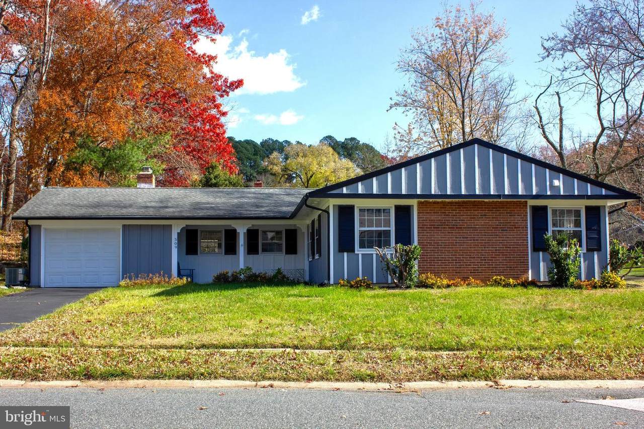 509 Foster Knoll Drive - Photo 1