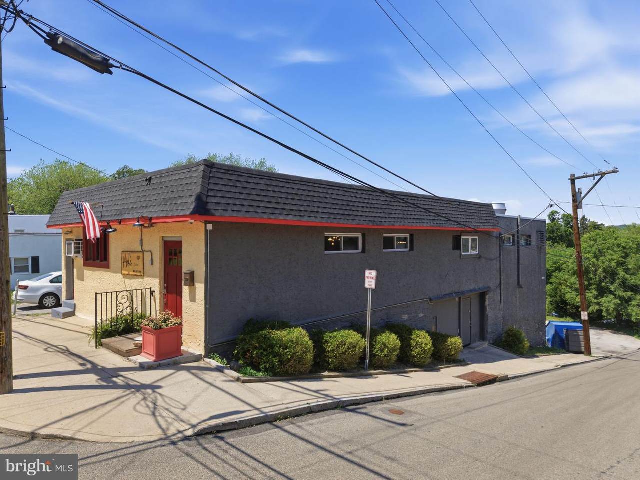 201 Jefferson Street - Photo 1