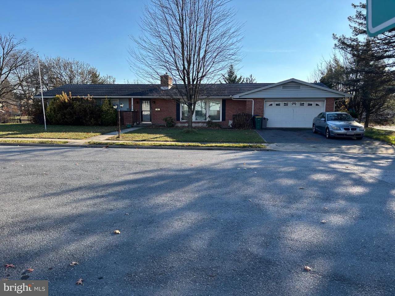 554 High Street - Photo 1