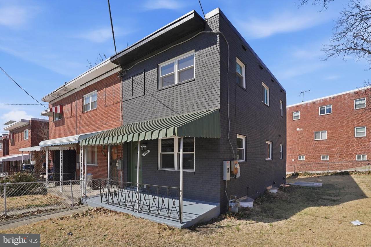 5916 8TH Street - Photo 1