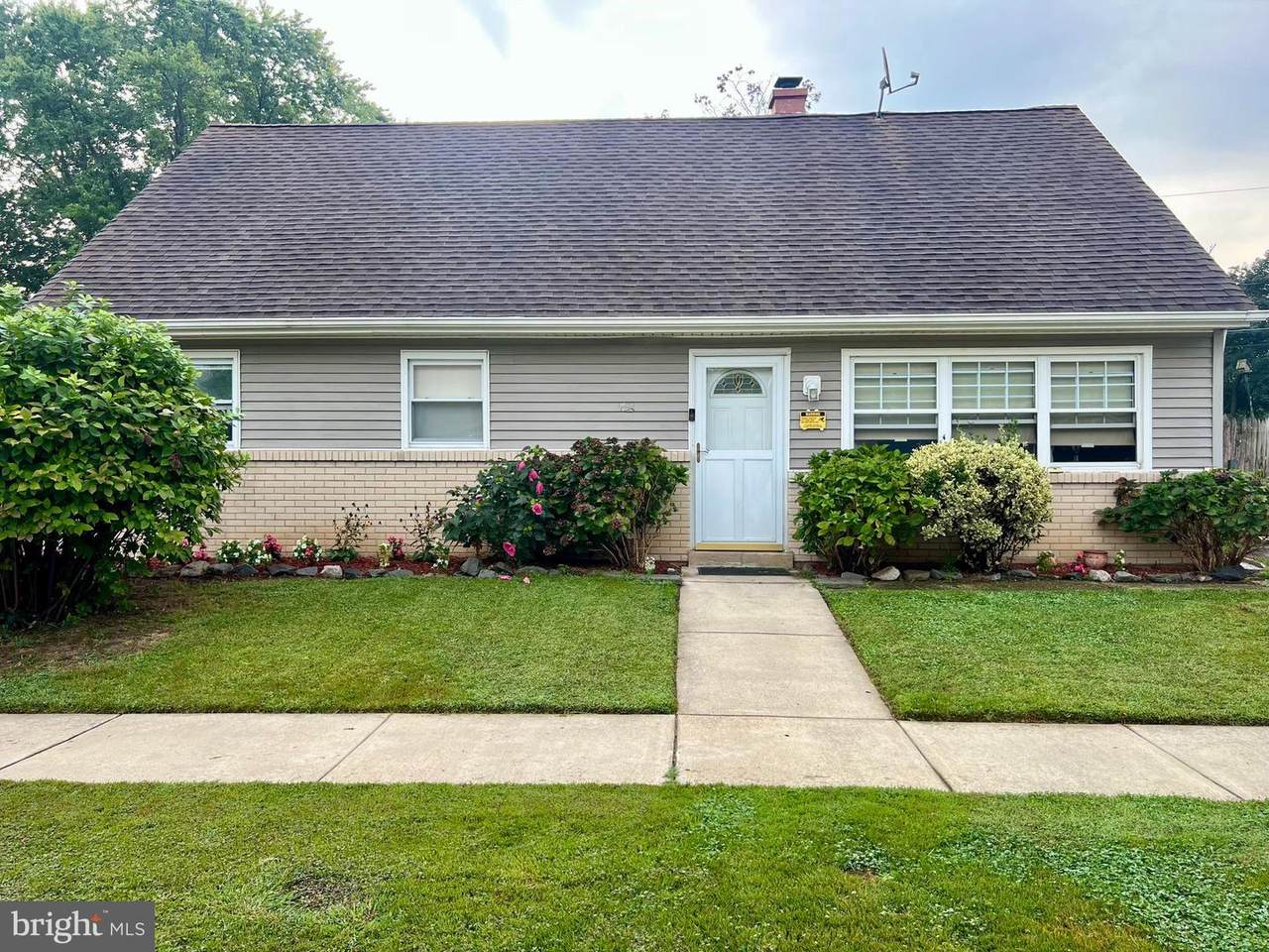 18 Reybold Drive - Photo 1