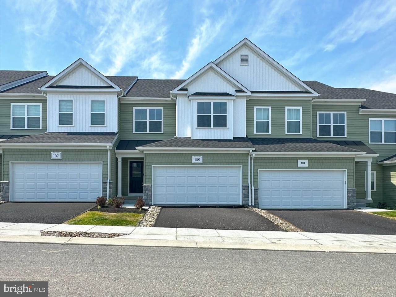 105 Vienna Boulevard - Photo 1