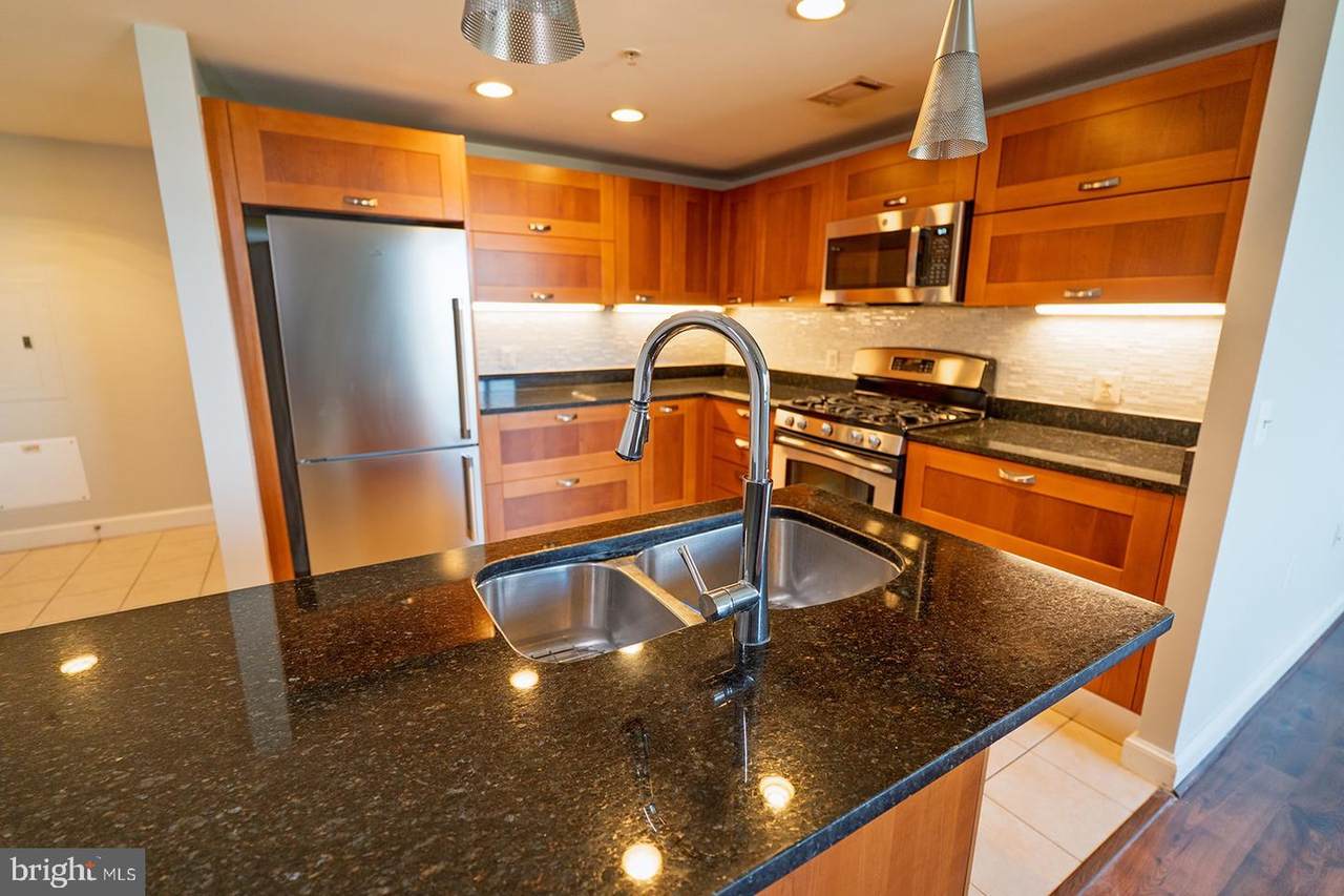 2451 Midtown Avenue - Photo 1