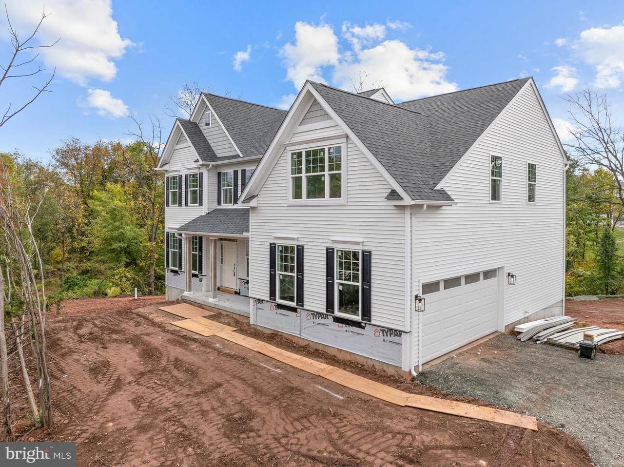 511 Linfield Road - Photo 1