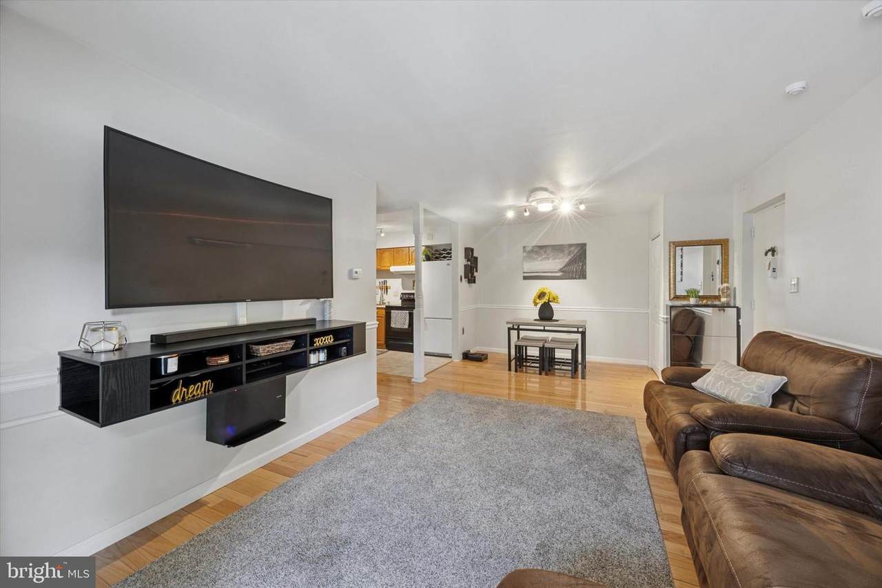 302 River Road - Photo 1