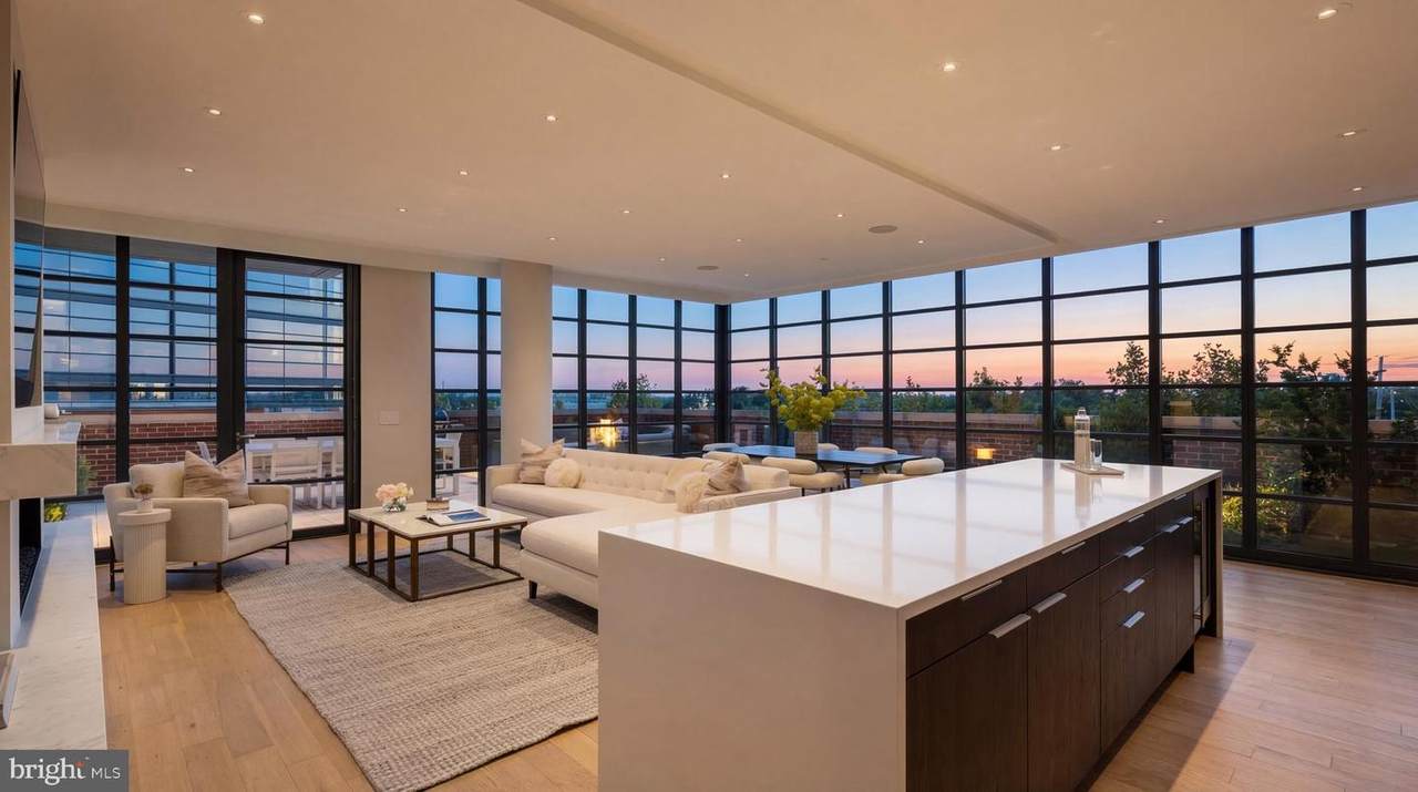 45 Sutton Square - Photo 1