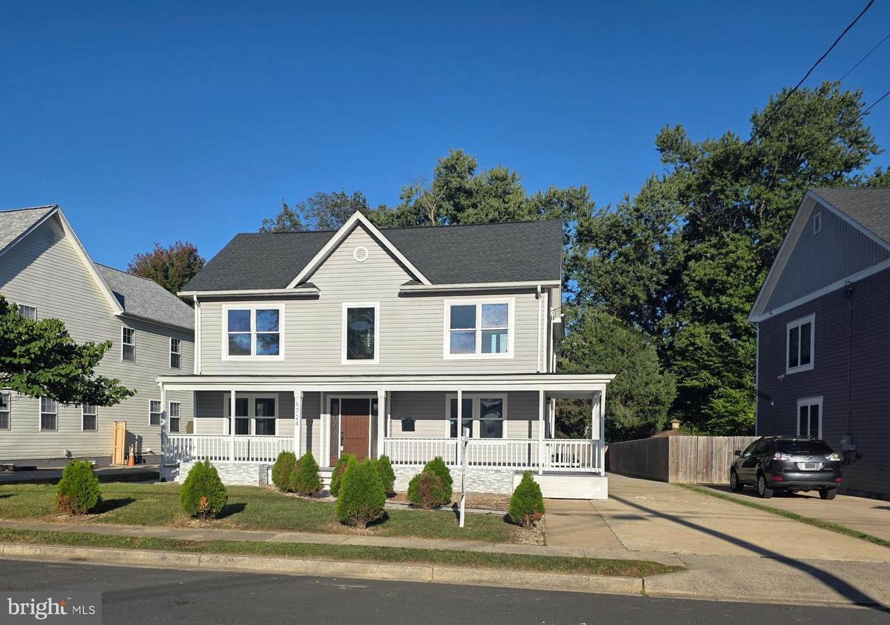 6724 Westlawn Drive - Photo 1