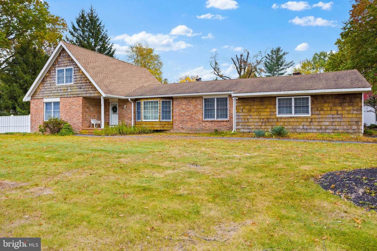 1 Hawk Drive - Photo 1