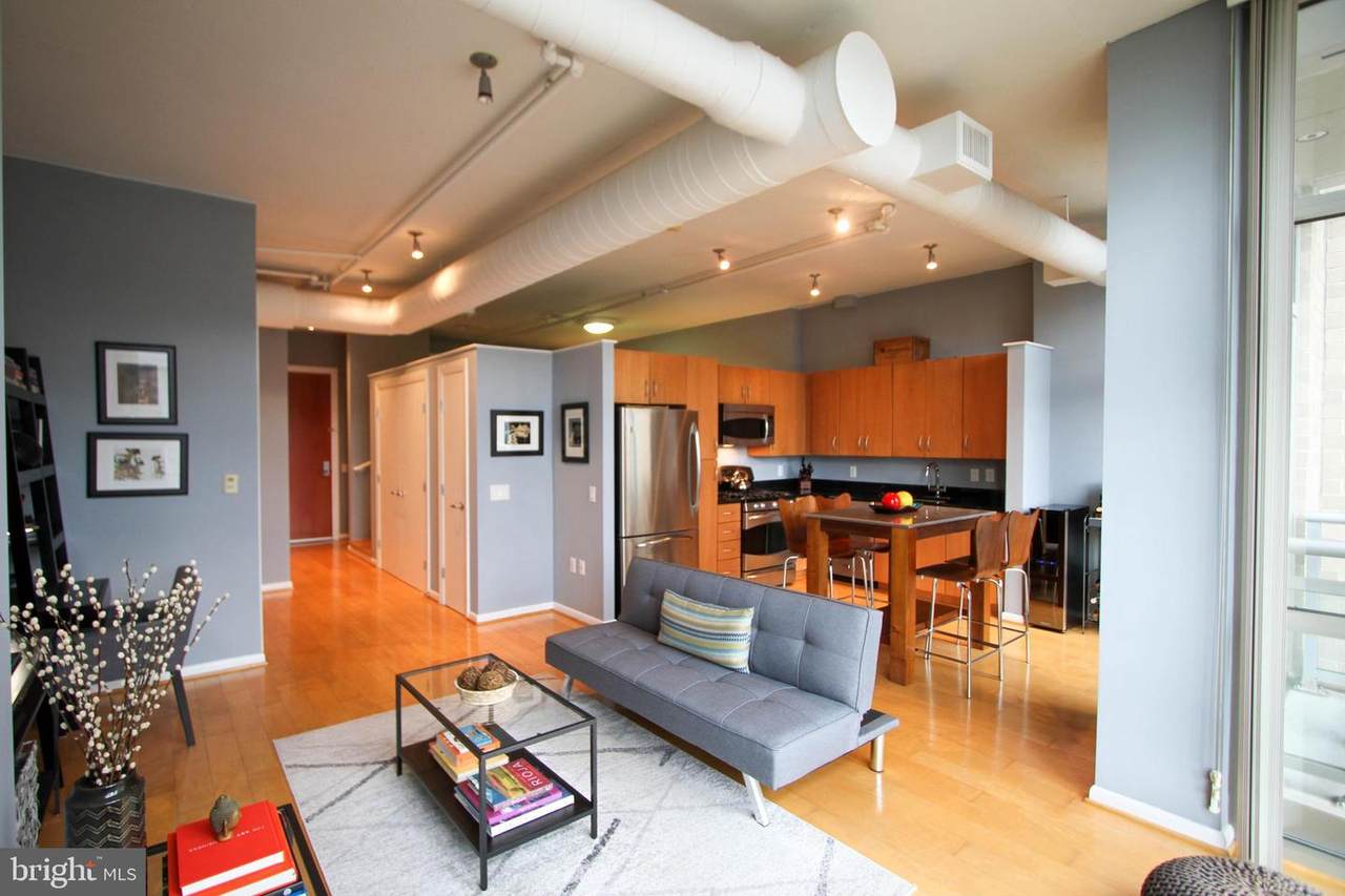 811 4TH Street - Photo 1