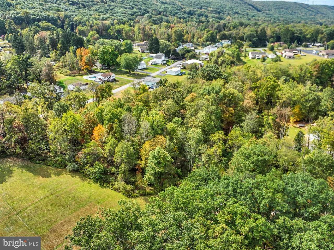 150 Strawberry Lane - Photo 1