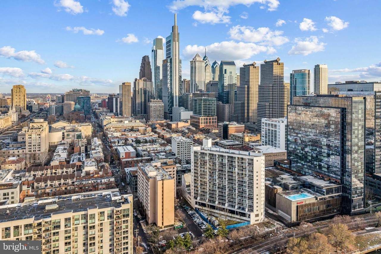 2301 Cherry Street - Photo 1