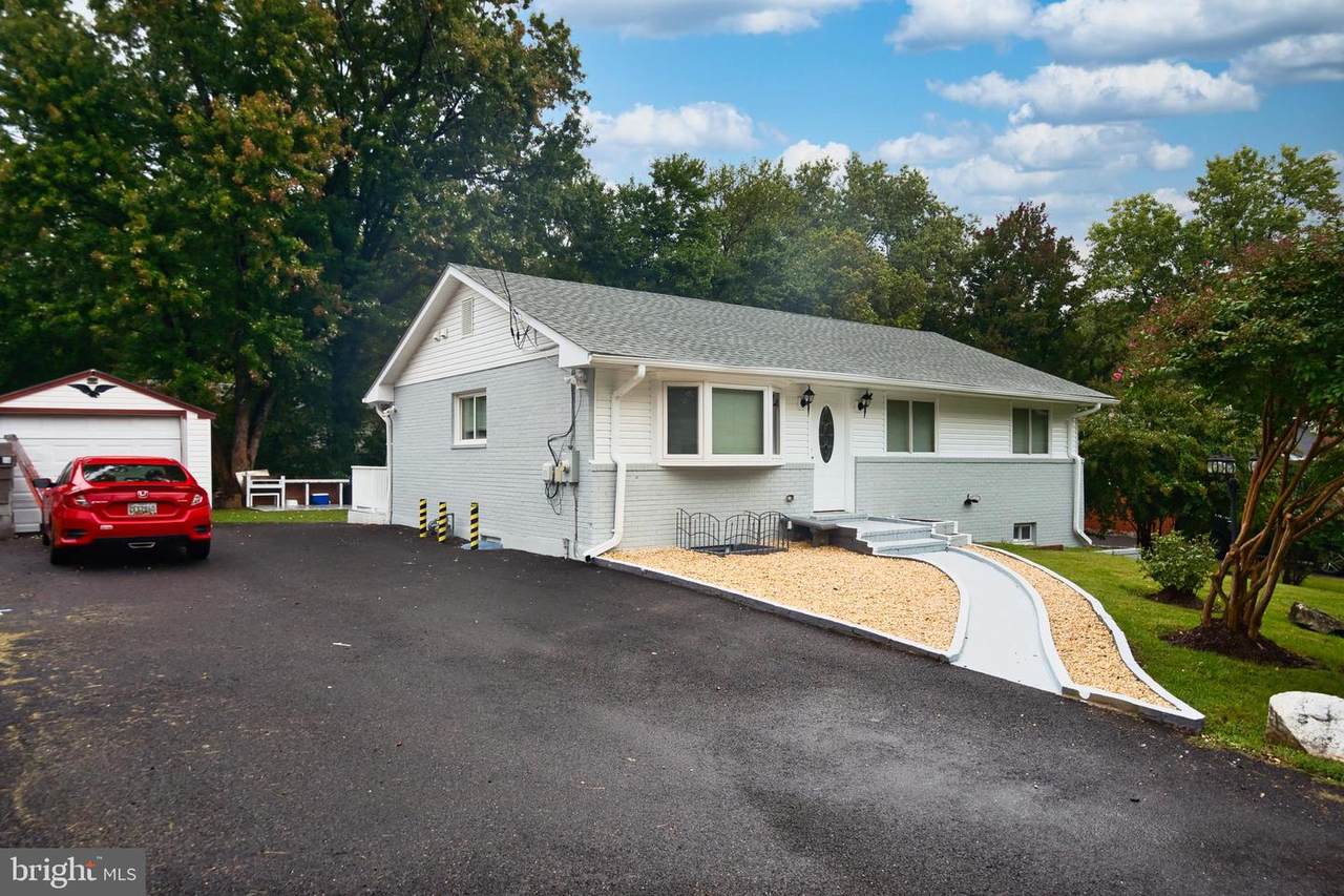 8008 Boundary Drive - Photo 1