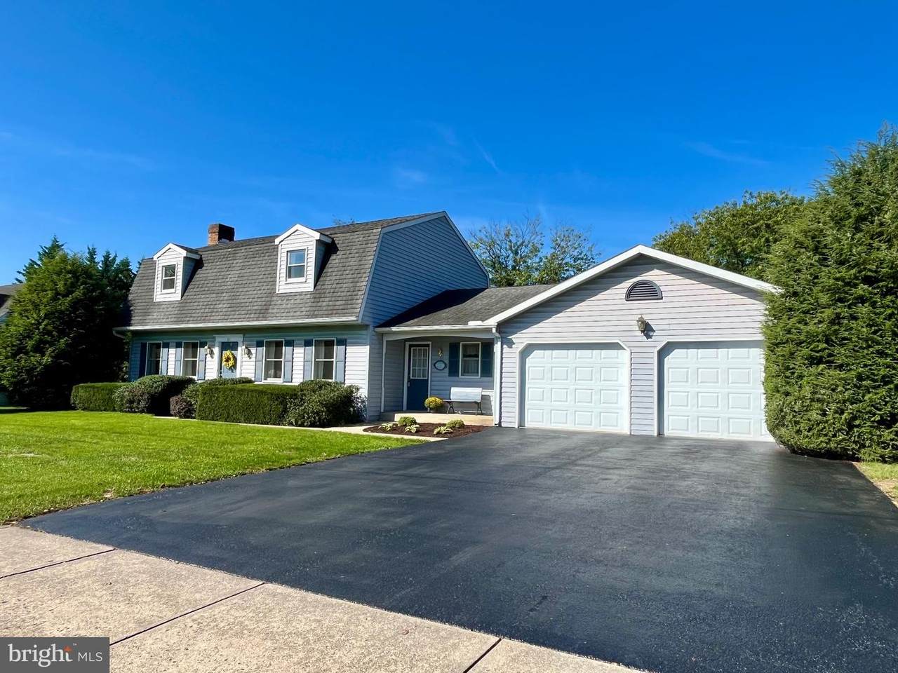 87 Grandview Avenue - Photo 1