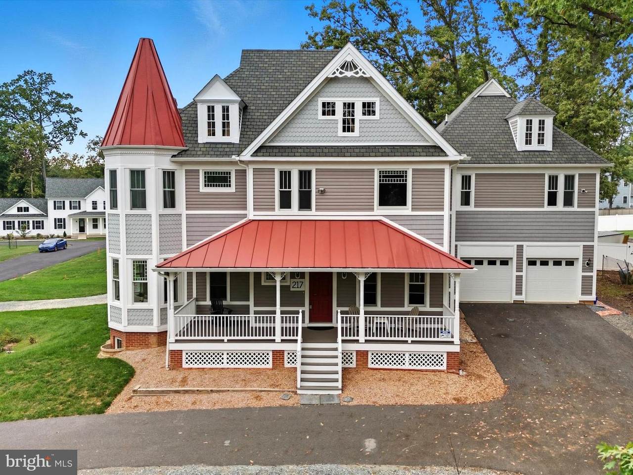 217 Central Avenue - Photo 1