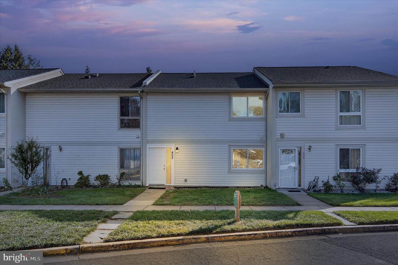 402 Reneau Way - Photo 1