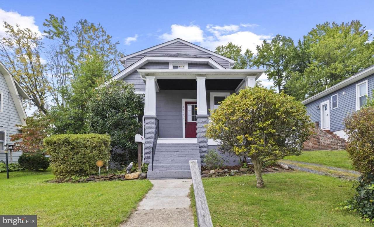 4433 Raspe Avenue - Photo 1