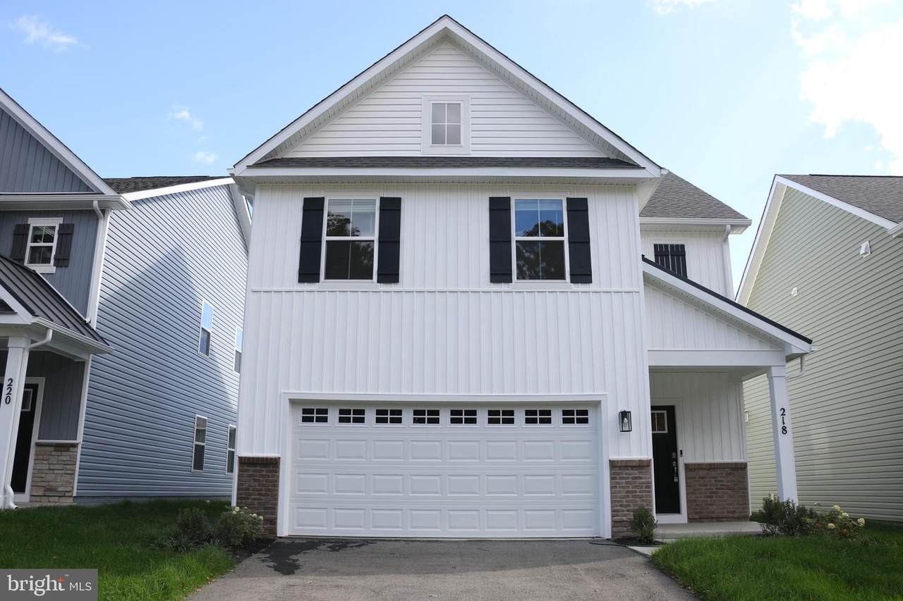 218 Munsee Cir - Photo 1