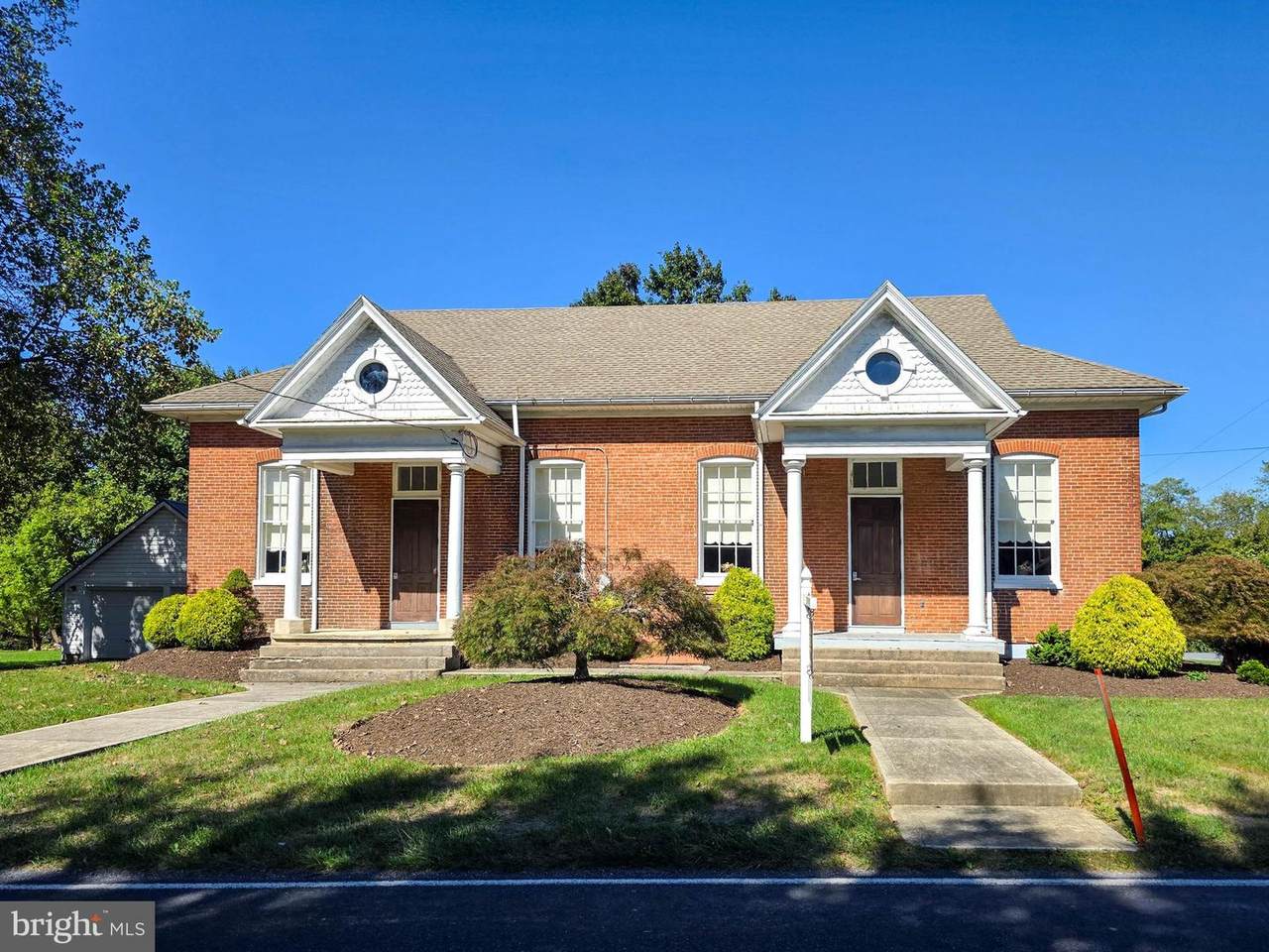 171 East Avenue - Photo 1