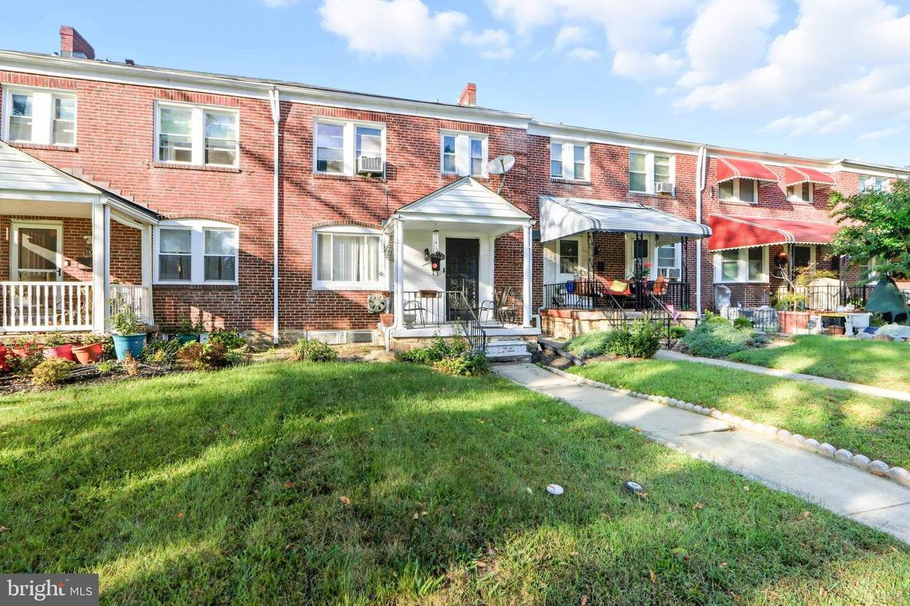 1546 Lochwood Road - Photo 1