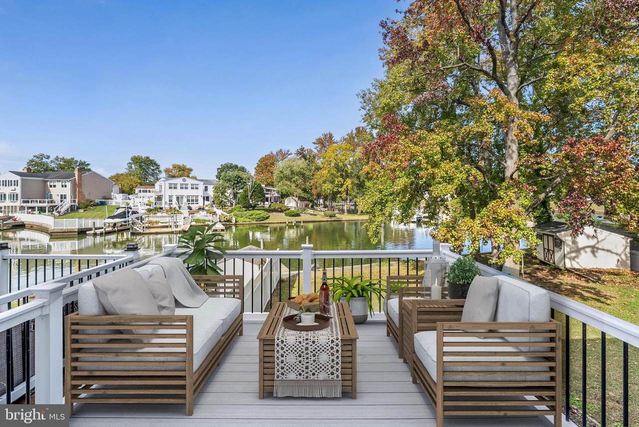 130 Ravenswood Court - Photo 1