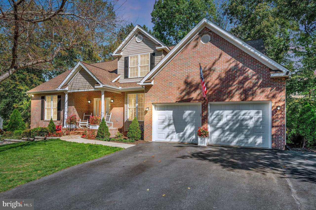 10219 Colechester Street - Photo 1