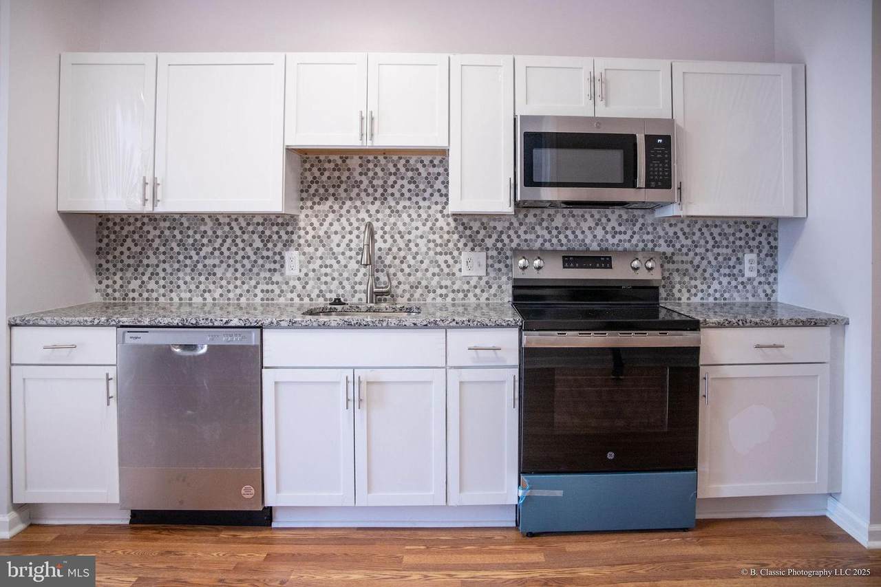 3035 Belvedere Avenue - Photo 1