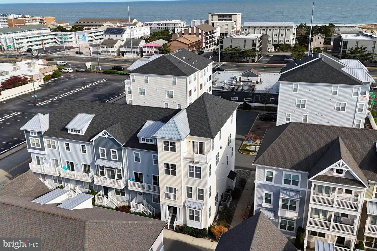 107 70TH Street - Photo 1