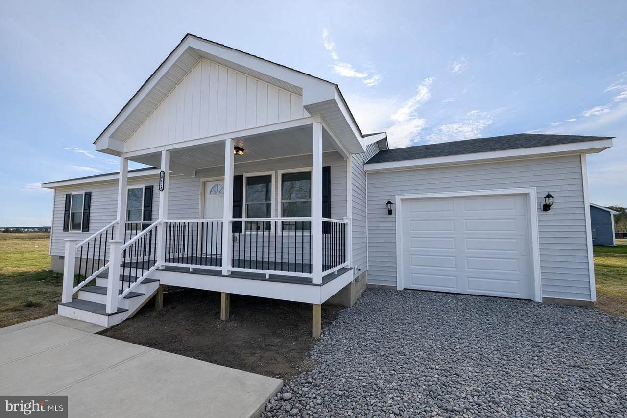 10824 Clipper Circle - Photo 1