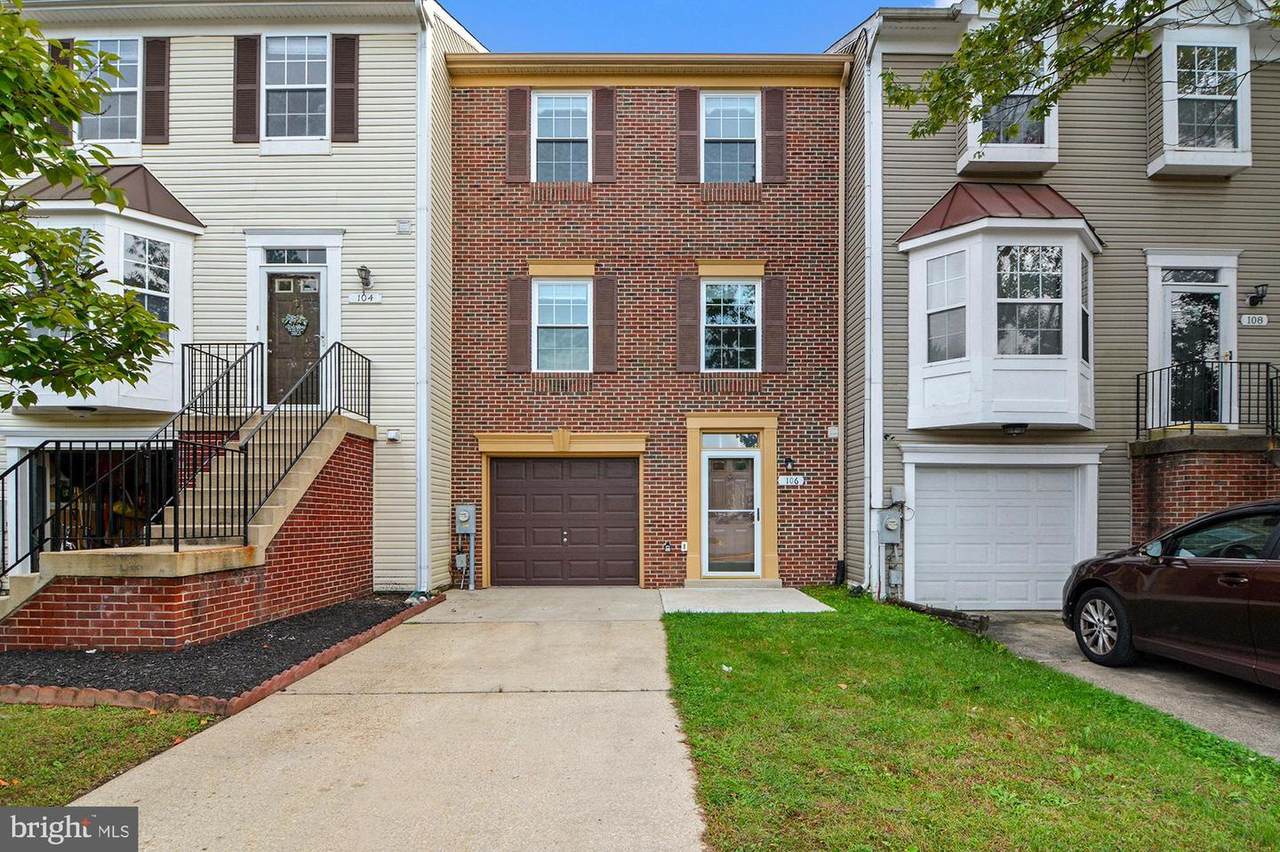 106 Pinecove Avenue - Photo 1