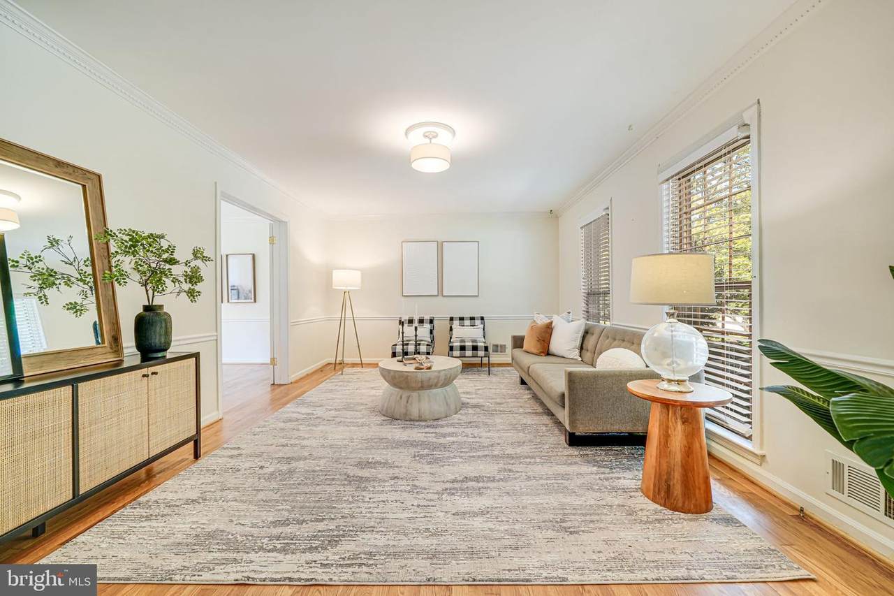 5002 Butternut Drive - Photo 1