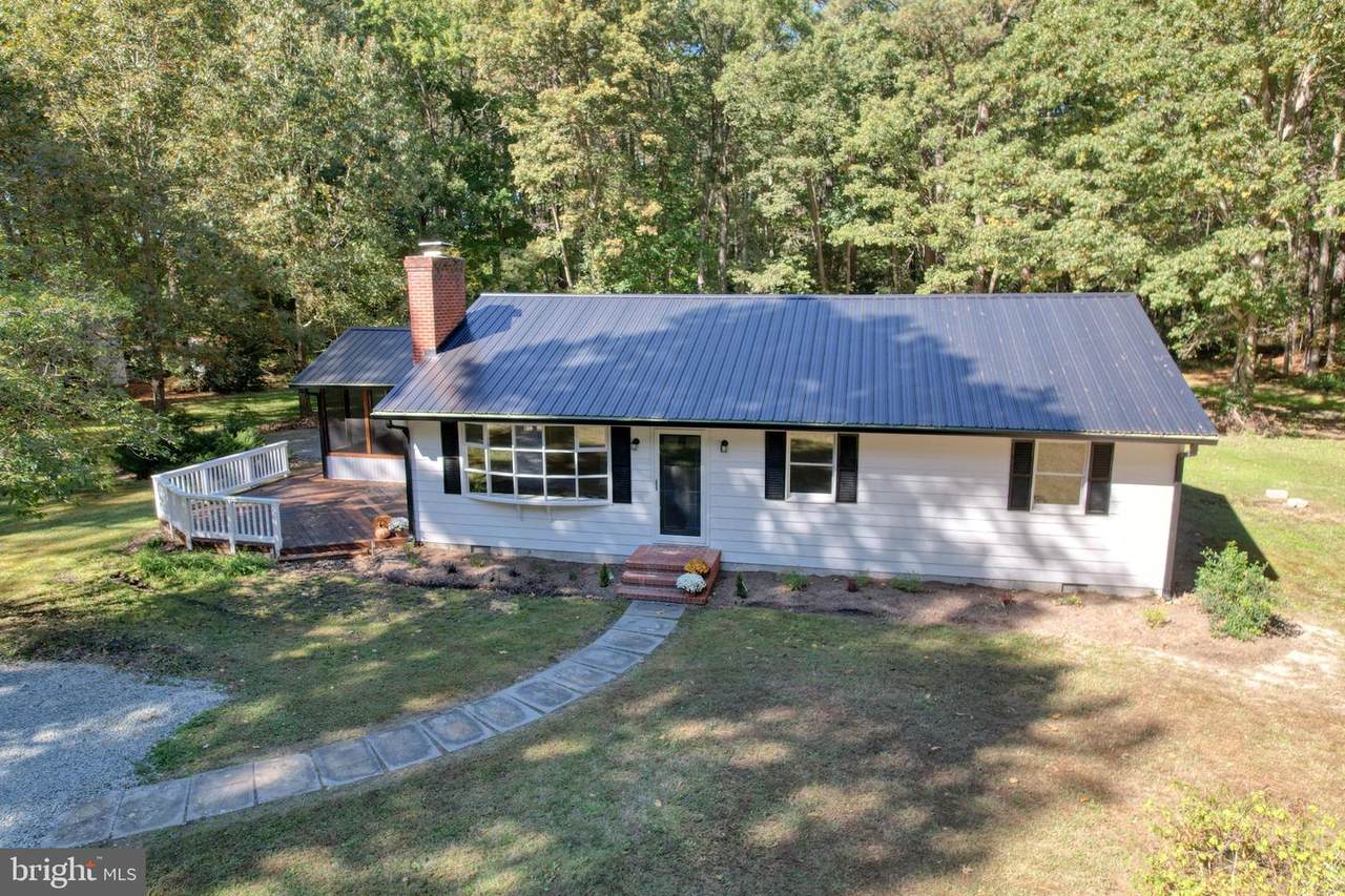 4570 Evergreen Road - Photo 1