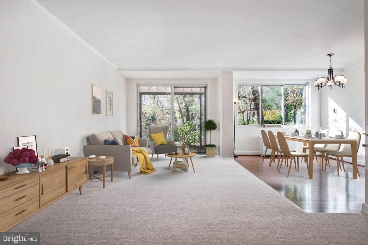 10500 Rockville Pik - Photo 1