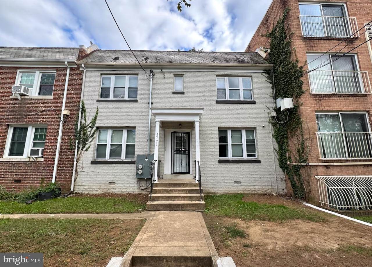 1721 Minnesota Avenue - Photo 1