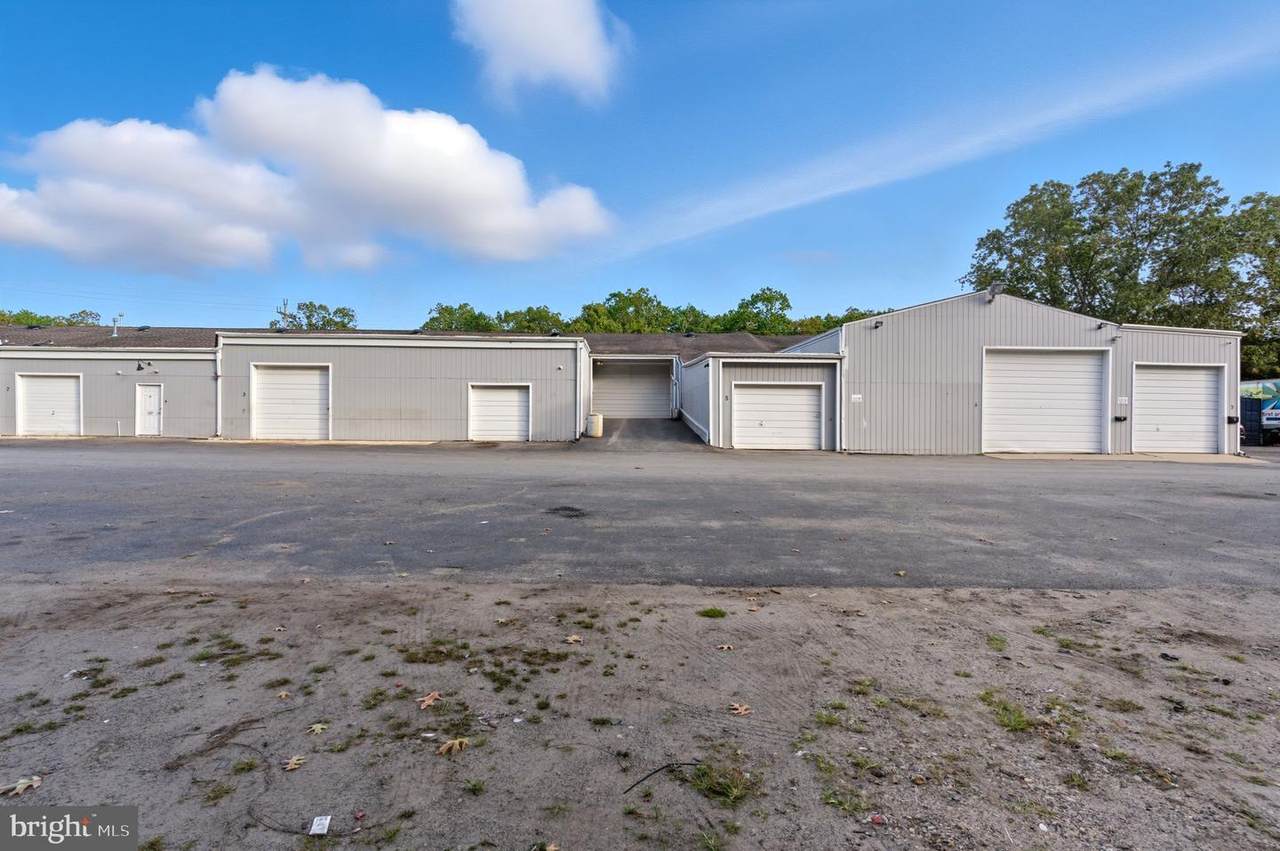 534 Whitesville Road - Photo 1