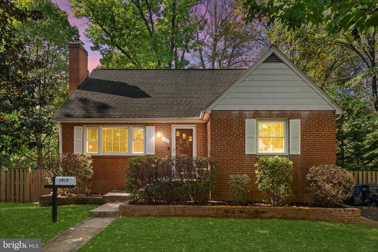 1015 Kennedy Street - Photo 1