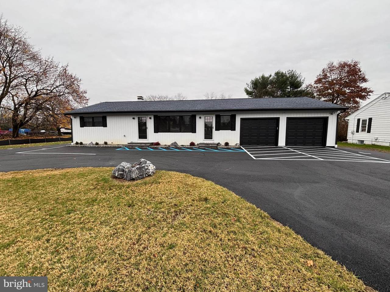 5193 Summit Bridge Road - Photo 1