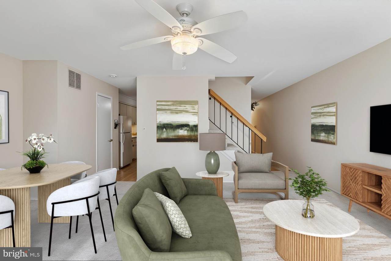 43 Wellington Avenue - Photo 1