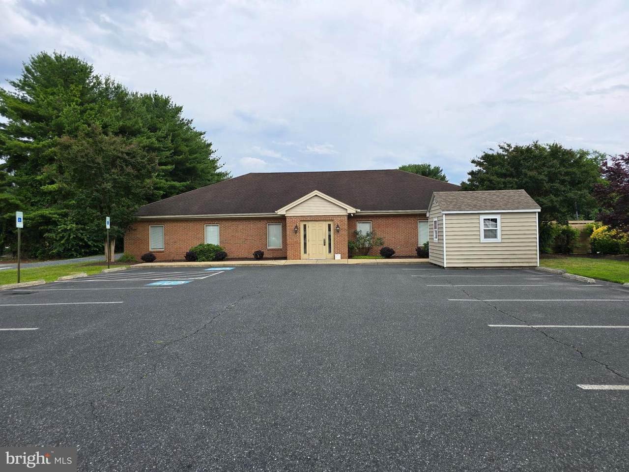 1208 Pemberton Drive - Photo 1