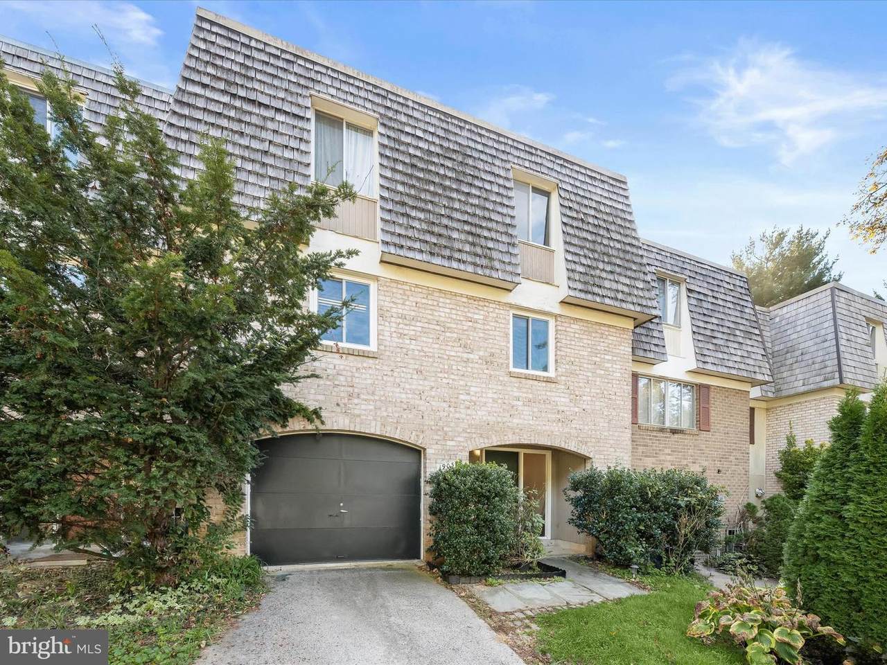 19037 Capehart Drive - Photo 1