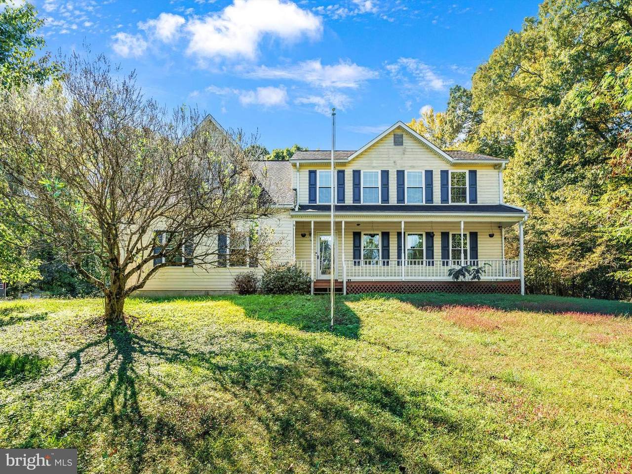 17259 Creekside Drive - Photo 1