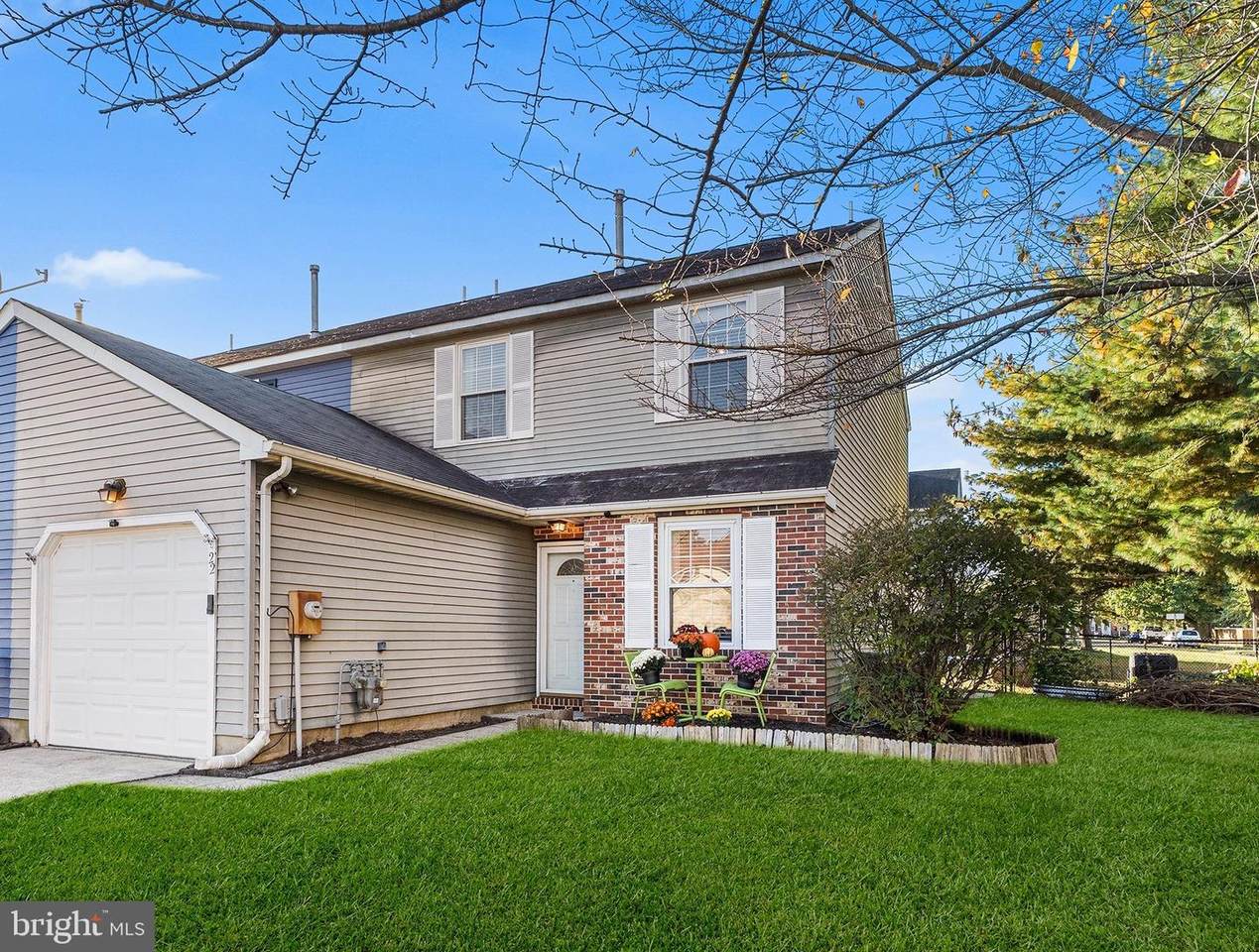 22 River Bank Drive - Photo 1