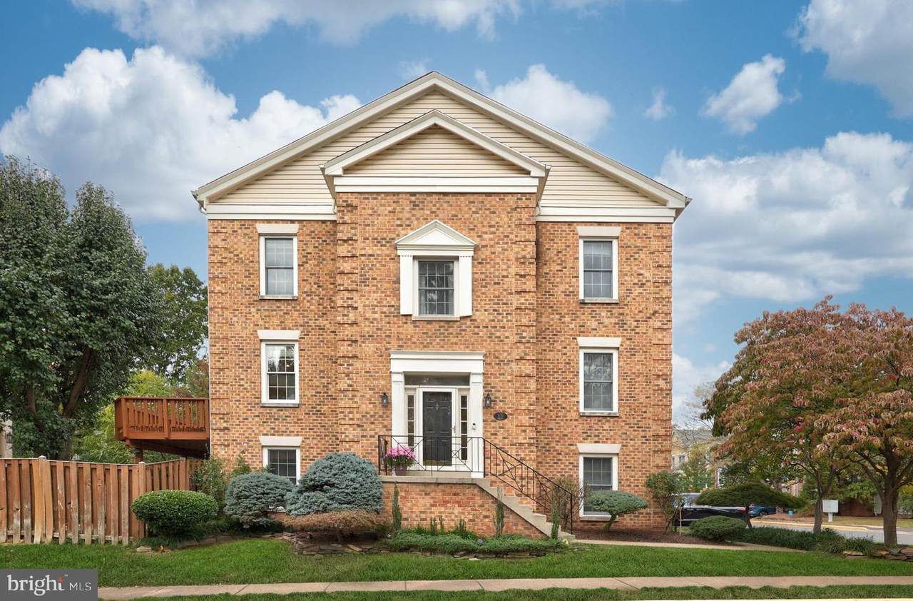 5127 Woodfield Drive - Photo 1