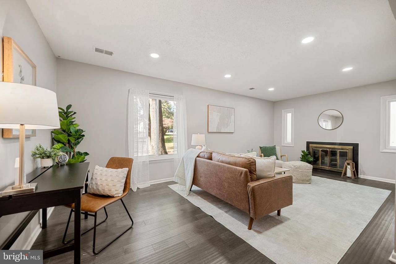 2549 Fox Ridge Court - Photo 1