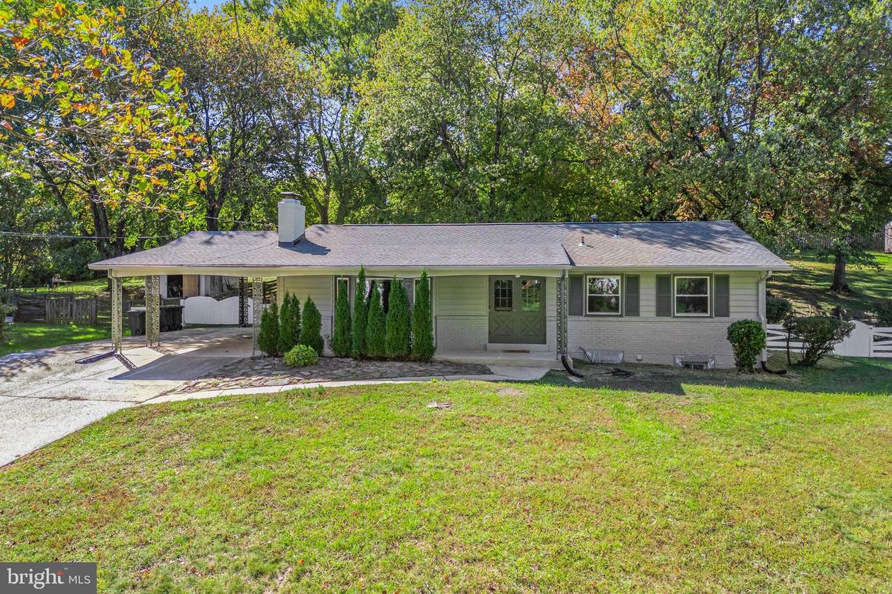 9709 Dale Drive - Photo 1