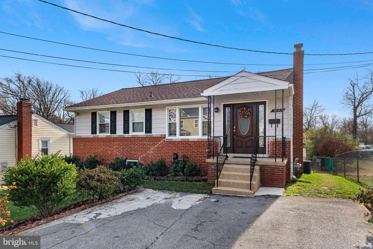 9207 4TH Street - Photo 1