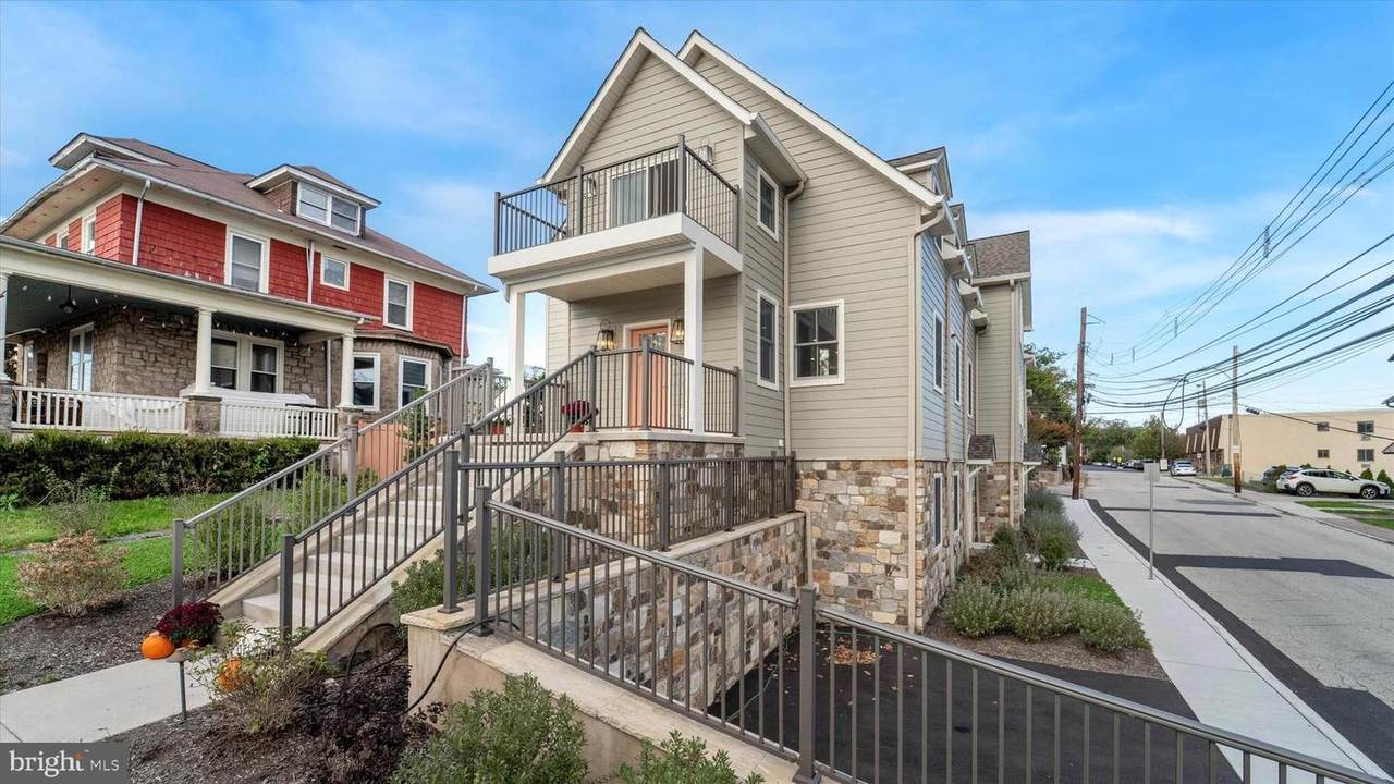 25 North Ridge Avenue - Photo 1