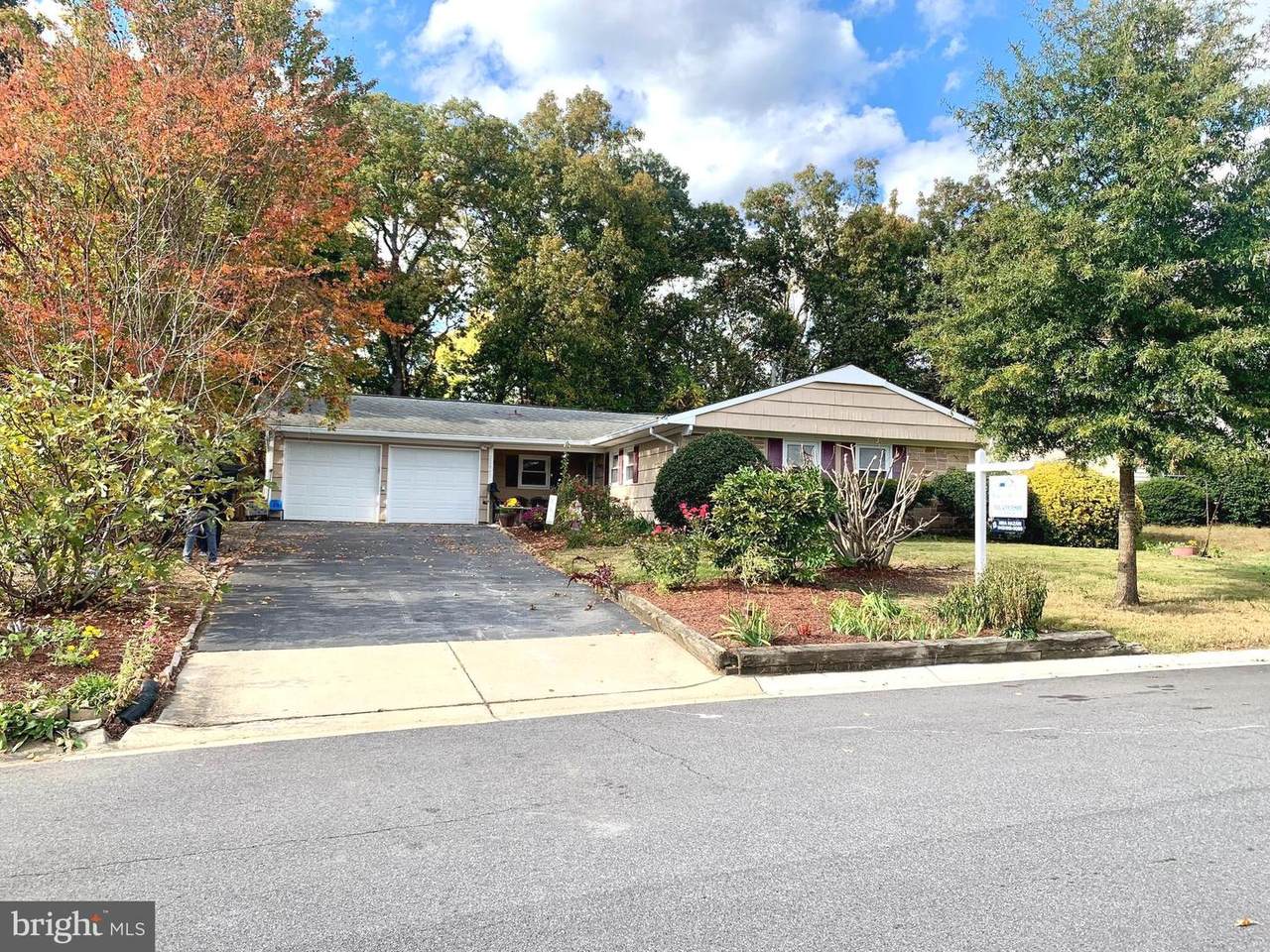 12847 Holiday Lane - Photo 1